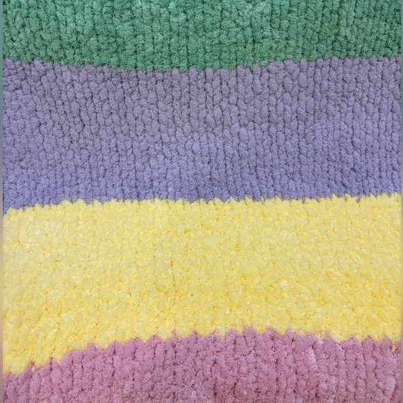 Other - Handmade Multicoloured Chunky Blanket